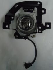 MITSUBISHI LANCER- 04/08; SİS LAMBASI SOL (FAMELLA)