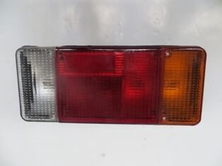 IVECO DAILY- 90/98; STOP LAMBASI SAĞ KIRMIZI/BEYAZ (SOKETİ ORJİNAL TİP DEĞİL) (FAMELLA)