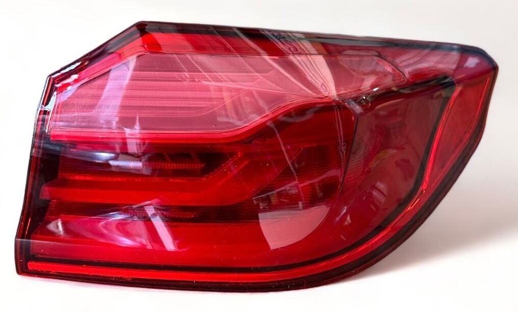 STOP LAMBASI DIŞ SOL G30-F90 2017>>