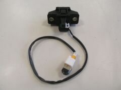 RENAULT CLIO- 2- SD/HB- 02/08; BAGAJ KAPAĞI KİLİDİ (KABLOLU)