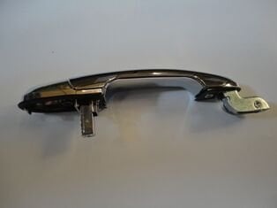 HYUNDAI TUCSON- 05/10; ARKA KAPI DIŞ AÇMA KOLU SAĞ NİKELAJLI ANAHTAR DELİKSİZ (HUSHAN)