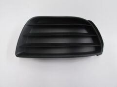 FIAT PUNTO- 03/06; SİS LAMBA KAPAĞI SAĞ SİYAH (SİS DELİKSİZ) (TYG)