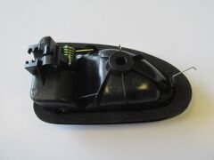 RENAULT SCENIC- 1- 00/03; ARKA KAPI İÇ AÇMA KOLU SAĞ ELCEĞİ SİYAH