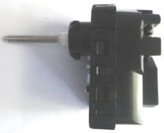 TOYOTA COROLLA- ZZ111- 00/02; FAR MOTORU (12V) (BFN)