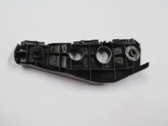 TOYOTA COROLLA- E150- 07/10; ÖN TAMPON İÇ BAĞLANTI BRAKETİ SOL PLASTİK