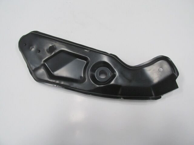 SEAT LEON- 13/20; ÖN PANEL ÜST BAĞLANTI SACI SAĞ