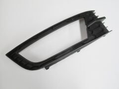 SKODA OCTAVIA- 13/17; SİS LAMBA KAPAĞI SAĞ SİS DELİKLİ (TW-Y)