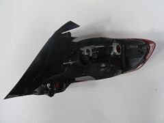 FIAT EGEA- SD- 21/24; DIŞ STOP LAMBASI SOL KIRMIZI/BEYAZ/LEDSİZ (MARS)