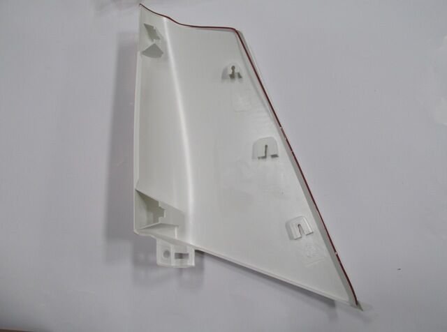 ISUZU NKR- 06/09; ÖN KÖŞE PANELİ SOL PLASTİK BEYAZ (TEK TEKER) (CASP)