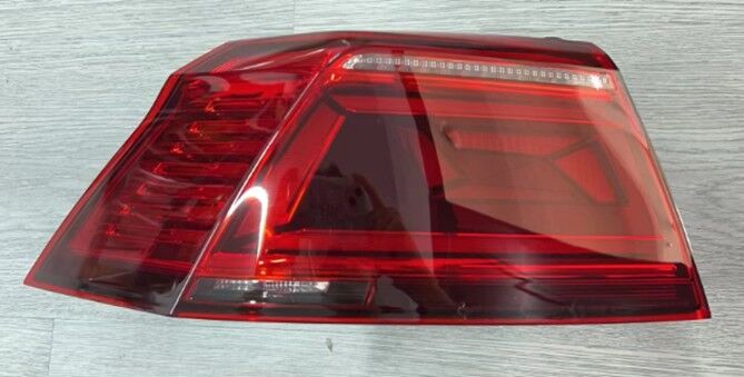 STOP LAMBASI DIS SOL R-LİNE PASSAT 2020>