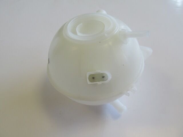 AUDI A3- 97/03; RADYATÖR YEDEK SU DEPOSU (KAPAKSIZ)