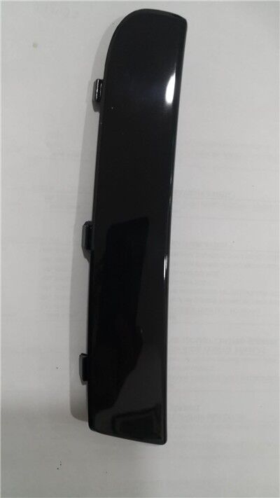 ÖN TAMPON SÜS ÇITASI SAG PARLAK SİYAH SCALA-KAMİQ 2019-2023