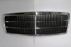 MERCEDES C CLASS- W202- 93/96; ÖN PANJUR NİKELAJLI (5ÇITALI) (İÇ PETEKLERİ SİYAH) (TW)