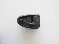 HYUNDAI ACCENT- ADMIRE- 03/05; ÖN KAPI İÇ AÇMA KOLU SAĞ KOYU GRİ (İÇTEN KİLİTLİ TİP)