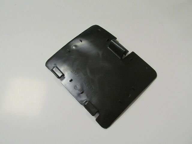 BMW 3 SERI- E90- 05/09; ÖN ÇAMURLUK DAVLUMBAZI ÜST KAPAĞI SAĞ/SOL AYNI (PLASTİK ENJEKSİYON)
