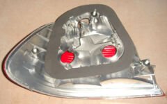 BMW 3 SERI- E46- COUPE- 98/03; DIŞ STOP LAMBASI SOL BEYAZ/KIRMIZI DUYSUZ (TYC)