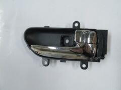 NISSAN X TRAIL- 08/12; ÖN KAPI İÇ AÇMA KOLU SAĞ SİYAH (ELCEĞİ NİKELAJLI) (HUSHAN)