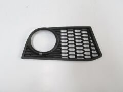 BMW 5 SERI- F10- 10/13; SİS LAMBA KAPAĞI SAĞ SİS DELİKLİ (M-TECH) (TYG)