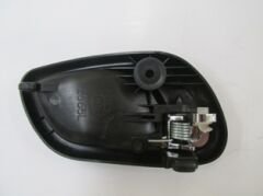 SUZUKI GRAND VITARA- 98/02; ÖN KAPI İÇ AÇMA KOLU SOL SİYAH (ELCEĞİ NİKELAJLI) (TW)