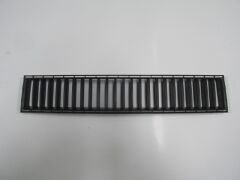 SKODA FABIA- 01/04; ÖN TAMPON PANJURU ORTA SİYAH (TW-Y)