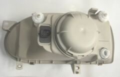 VOLKSWAGEN GOLF- 3- 92/98; FAR LAMBASI SAĞ ELEKTRİKLİ/MANUEL/SİSSİZ/ÇİZGİLİ CAM (H4) (FAMELLA)