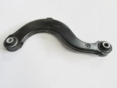 AUDI A3- SD/HB- 12/16; ARKA ÜST TABLA SAĞ/SOL AYNI (ADET) BURÇLU (SALINCAK) (SH)