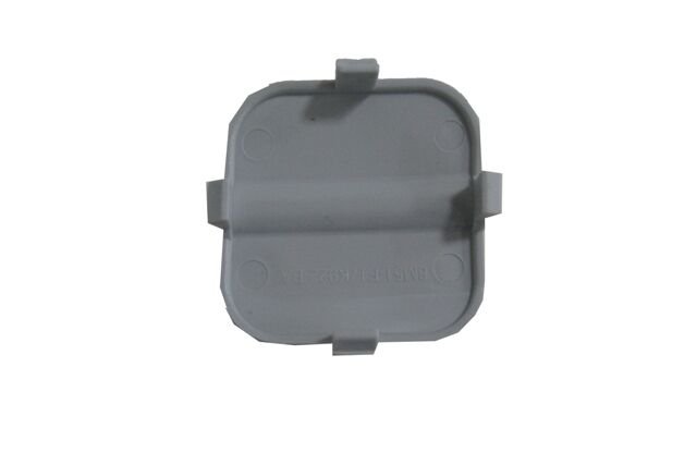 FORD FOCUS- SD- 08/11; ARKA TAMPON ÇEKİ DEMİRİ KAPAĞI