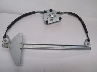 CITROEN C4- 04/11; ÖN CAM KRİKOSU SOL ELEKTRİKLİ/MOTORSUZ (5KAPI) (TW)