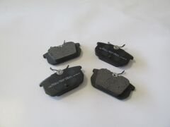 FIAT UNO- 93/01; ARKA FREN BALATASI 1,1/1.4/1,4İE (KABLOSUZ)(DİSK) (87.2X44.5X14) (BRAMAX)