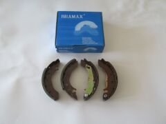 FORD FIESTA- 96/99; ARKA FREN PABUCU 1,25/1,3/1,4cc (90X30) (BRAMAX)