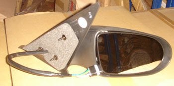 CHRYSLER NEON- 95/99; KAPI AYNASI SAĞ ELEKTRİKLİ/SİYAH 4FİŞLİ (POLYWAY)