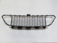 BMW 3 SERI- F30- 12/18; ÖN TAMPON PANJURU SİYAH (M-TECH) (TW)