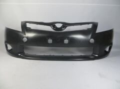 TOYOTA AURIS- 11/12; ÖN TAMPON KOYU GRİ (ÇEKİ DEMİRİ DELİKLİ/SİS DELİKLİ) (TÜV) (TYG)