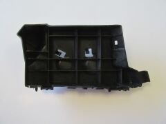 FORD TOURNEO COURIER- 14/18; ÖN TAMPON BAĞLANTI BRAKETİ SAĞ