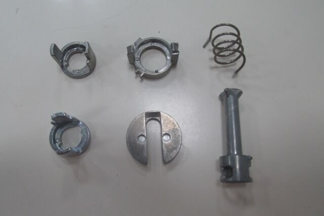 BMW X5- E53- 00/06; ÖN/ARKA KAPI KİLİTLEME BUTONU SET (6 PARÇA)