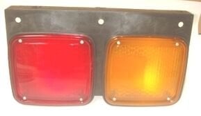 MITSUBISHI CANTER- FE111- 86/90; STOP LAMBASI SAĞ (SARI/KIRMIZI) (FAMELLA)