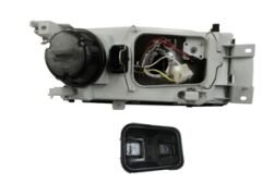 SKODA OCTAVIA- 01/10; FAR LAMBASI SAĞ ELEKTRİKLİ/MOTORSUZ/MERCEKLİ (ŞEFFAF CAM)(8FİŞ)(H4/H3)EUROLAMP