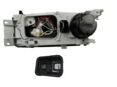 SKODA OCTAVIA- 01/10; FAR LAMBASI SOL ELEKTRİKLİ/MOTORSUZ/MERCEKLİ (ŞEFFAF CAM)(8FİŞ)(H4/H3)EUROLAMP