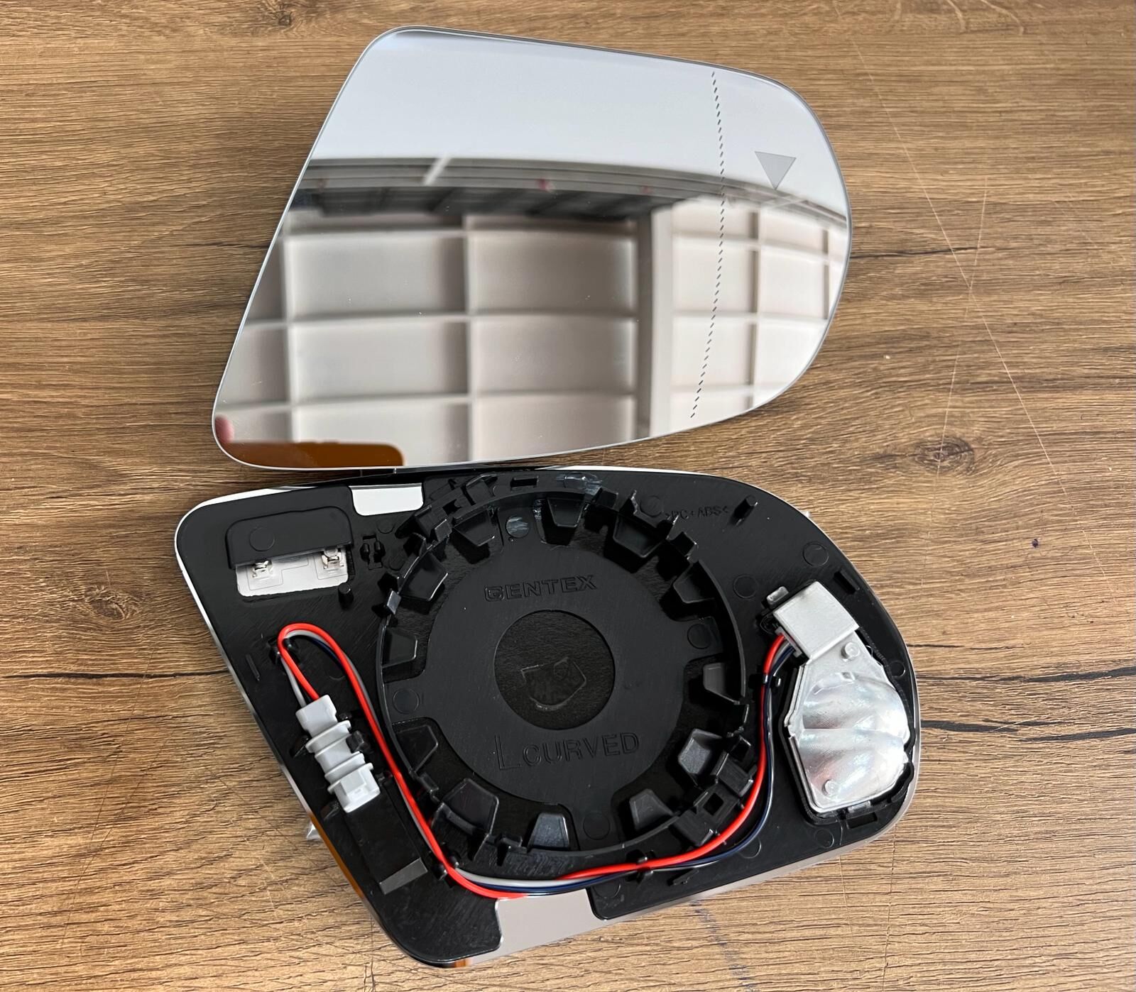 DIS DIKIZ AYNA CAMI SOL (ELEKTRIKLI, KOR NOKTA UYARILI) W205 14> W213 16> W222 17>