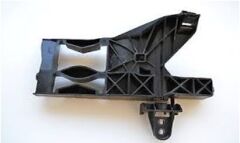 FAR ALT BRAKETİ L AUDİ A6 2012>>