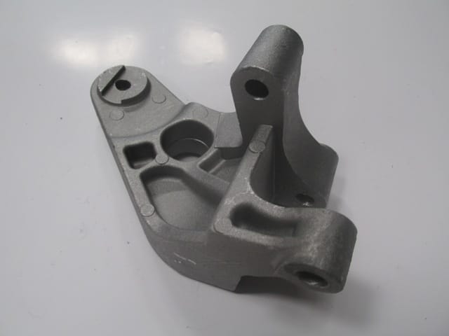 Fıat Albea Motor Takozu Bağlantı Kulağı 1.3cc (2005-2013) Fıat Albea Motor Takozu Bağlantı Kulağı 1.3cc (2005-2013)