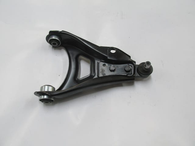 Renault Clio 1 Ön Alt Tabla Sol Rotilli/burçlu (1991-1998) OEM 77...