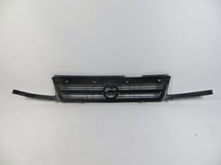 Opel Astra- F Ön Panjur Siyah (1992-1994)