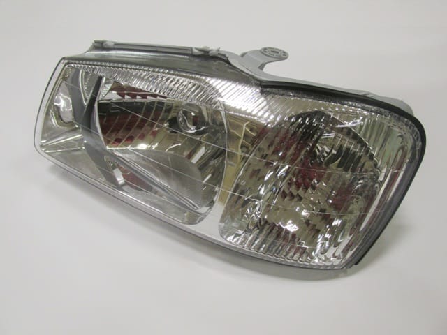 Hyundai Accent- Milenyum Far Lambası Sol Manuel (2000-2002)