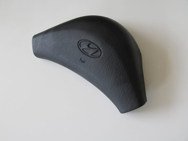 Hyundaı Accent Direksiyon Korna Kapağı (1995-1997) Hyundaı Accent Direksiyon Korna Kapağı (1995-1997)