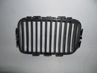 Bmw 3 Serı E36 Ön Panjur Sağ Siyah/nikelaj Çerçeveli (1991-1994) OEM 51138122238 Bmw 3 Serı E36 Ön Panjur Sağ Siyah/nikelaj Çerçeveli (1991-1994) OEM 51138122238