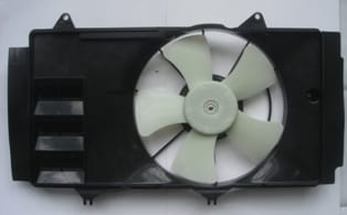 Toyota Yarıs Radyatör Fan Davlumbazı Komple 1.4cc D-4d (2000-2002)