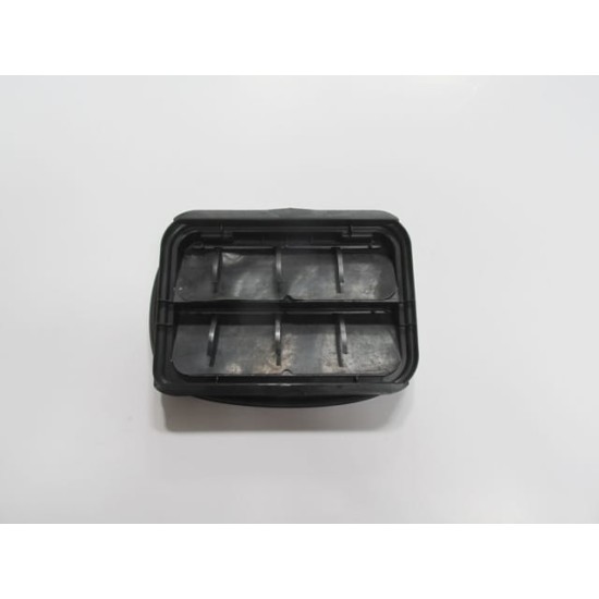 Renault Laguna Bagaj Havalandırma Plastiği (1994-1999)