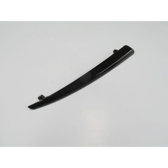 Mazda 6 Ön Panjur Izgara Çıtası Sağ (2013-2014) Mazda 6 Ön Panjur Izgara Çıtası Sağ (2013-2014)