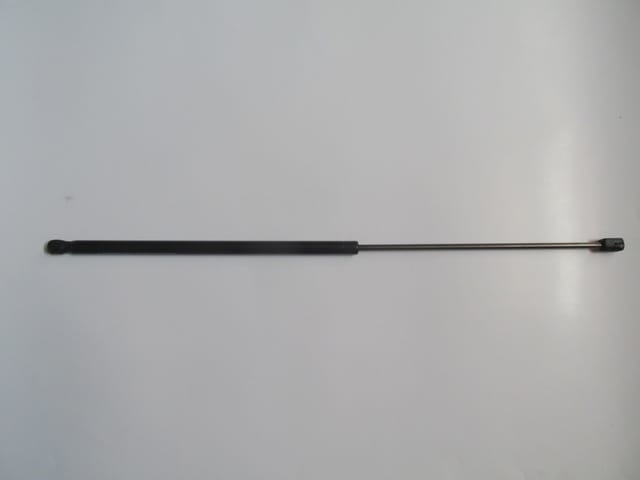 Audi A3 Kaput Amortısörü (2004-2005)